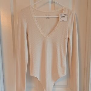 American Eagle Outfitters Cream V-Neck Bodysuit